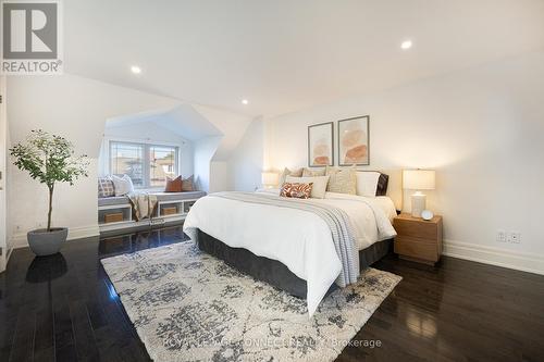 33 Beatrice Street, Toronto, ON - Indoor Photo Showing Bedroom