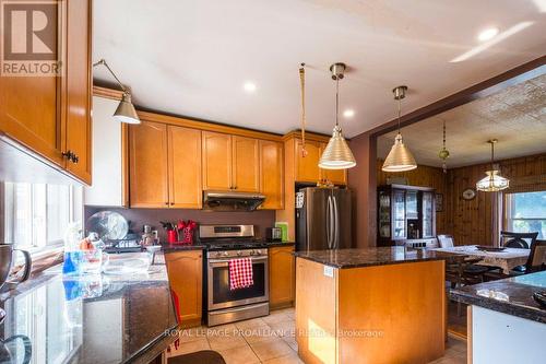 48 North Trent Street, Quinte West, ON - Indoor Photo Showing Kitchen