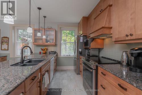 232 Dundas Street W, Greater Napanee, ON - Indoor Photo Showing Kitchen With Double Sink