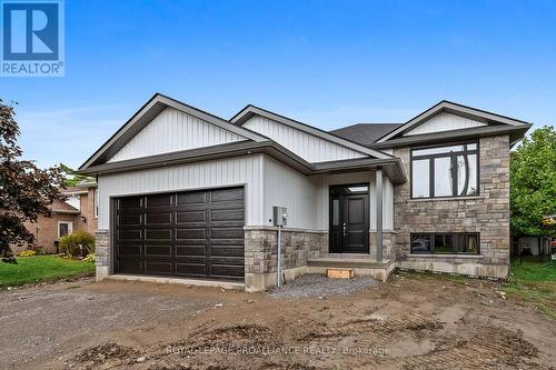 109 Lakehurst Street, Brighton, ON - Outdoor With Facade