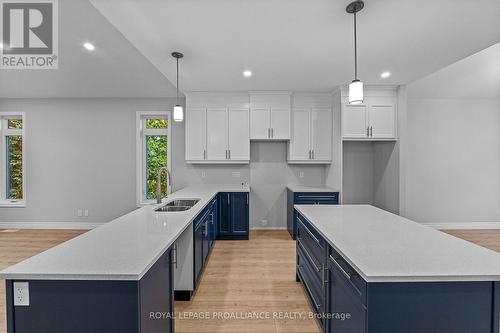 109 Lakehurst Street, Brighton, ON - Indoor Photo Showing Kitchen With Double Sink With Upgraded Kitchen