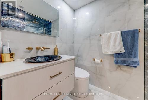 4406 - 14 York Street, Toronto, ON - Indoor Photo Showing Bathroom