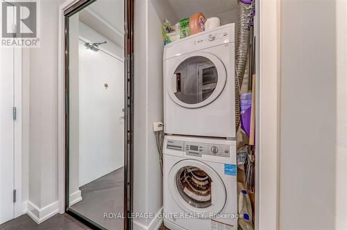 4406 - 14 York Street, Toronto, ON - Indoor Photo Showing Laundry Room