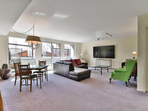 Family room - 14 Ch. Du Mont-Maribou, Saint-Sauveur, QC - Indoor Photo Showing Living Room