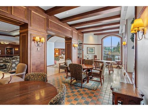 Salle communautaire - 527D-150 Ch. Au Pied-De-La-Montagne, Mont-Tremblant, QC - Indoor Photo Showing Dining Room