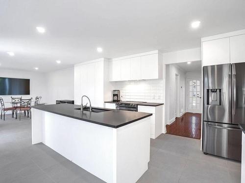 Kitchen - 1269 Boul. Céloron, Blainville, QC - Indoor Photo Showing Kitchen With Upgraded Kitchen