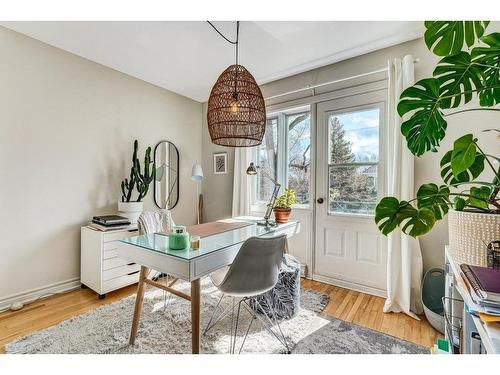 Hall - 2-715 Rue Montarville, Longueuil (Le Vieux-Longueuil), QC - Indoor Photo Showing Dining Room