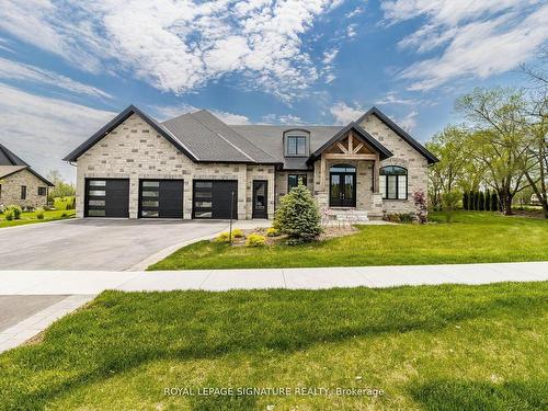 11 Whitcombe Way, Puslinch, ON - Outdoor With Facade