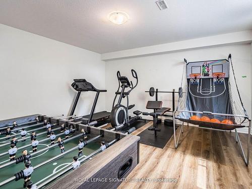 11 Whitcombe Way, Puslinch, ON - Indoor Photo Showing Gym Room