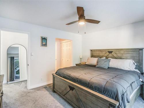 5790 Brookwood Dr, Nanaimo, BC - Indoor Photo Showing Bedroom