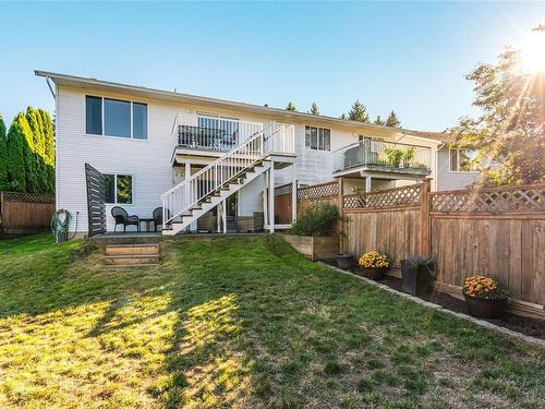 5790 Brookwood Dr, Nanaimo, BC - Outdoor