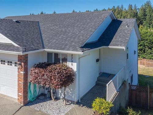 5790 Brookwood Dr, Nanaimo, BC - Outdoor