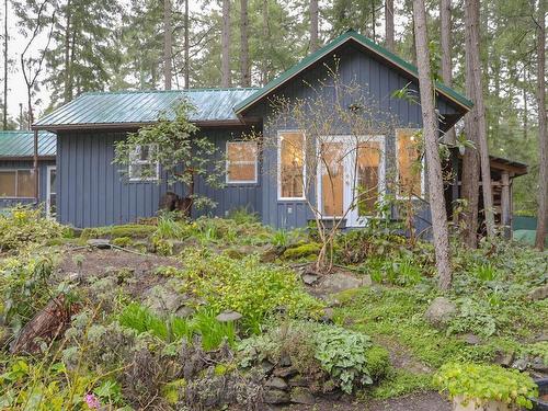 211 Halibut Hill, Mudge Island, BC 