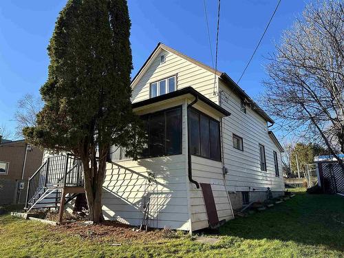 346 Eighth Avenue S, Kenora, ON - Outdoor With Exterior