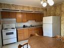 452 James Street N, Thunder Bay, ON  - Indoor Photo Showing Kitchen With Double Sink 