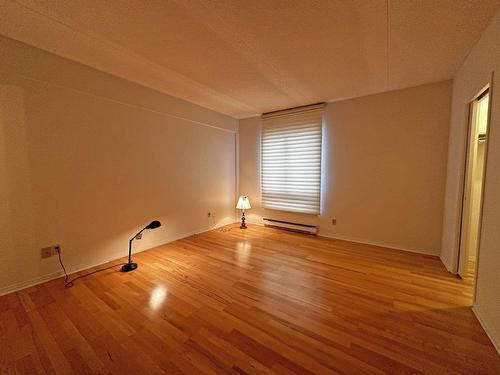 201 590 Beverly Street, Thunder Bay, ON - Indoor Photo Showing Other Room