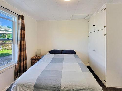 248 Government Road, Keewatin, ON - Indoor Photo Showing Bedroom