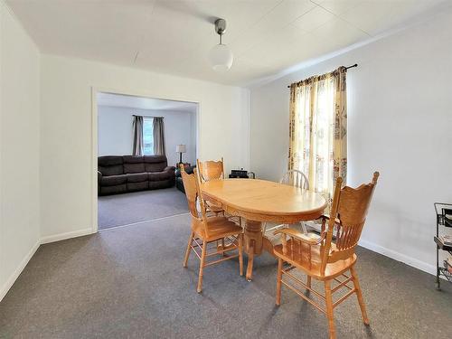 248 Government Road, Keewatin, ON - Indoor Photo Showing Dining Room