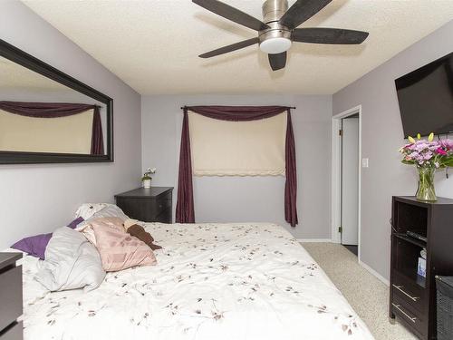 125 Anten Street, Thunder Bay, ON - Indoor Photo Showing Bedroom