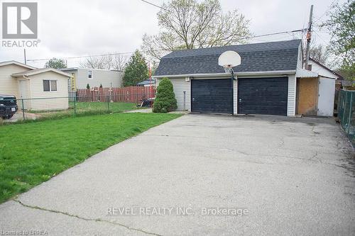 Lower - 225 Chatham Street, Brantford, ON - Outdoor