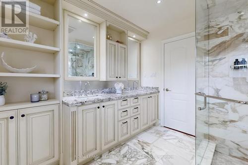 64 Woodland Hills Boulevard, Aurora, ON - Indoor Photo Showing Bathroom