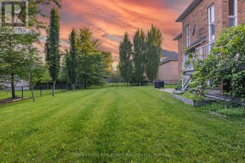 64 Woodland Hills Boulevard, Aurora, ON - Outdoor