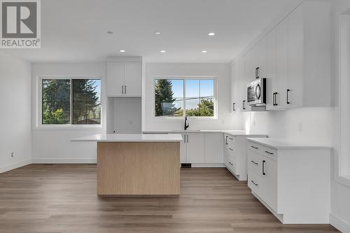 Suite - 2070 Fisher Road, Kelowna, BC - Indoor Photo Showing Kitchen