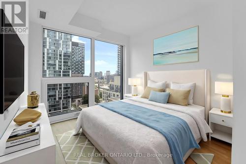 1802 - 82 Dalhousie Street, Toronto, ON - Indoor Photo Showing Bedroom