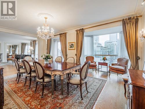 808 - 38 Avenue Road, Toronto, ON - Indoor Photo Showing Dining Room