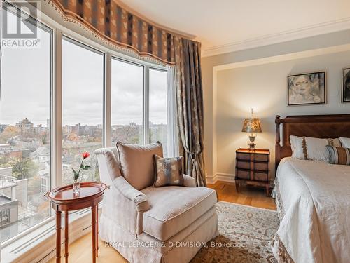 808 - 38 Avenue Road, Toronto, ON - Indoor Photo Showing Bedroom