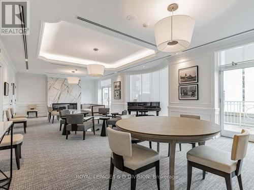 808 - 38 Avenue Road, Toronto, ON - Indoor Photo Showing Dining Room