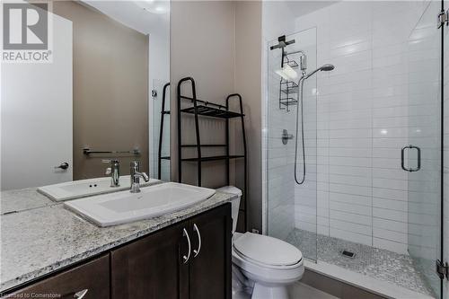 112 Benton Street Unit# 116, Kitchener, ON - Indoor Photo Showing Bathroom