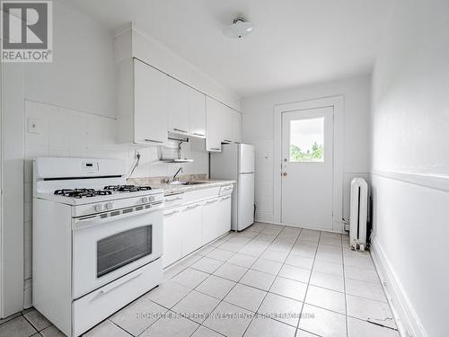 3 - 1506 Queen Street W, Toronto, ON - Indoor Photo Showing Kitchen