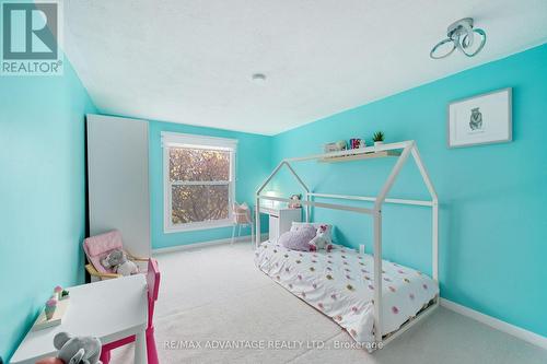 120 Four Oaks Crescent, London, ON - Indoor Photo Showing Bedroom