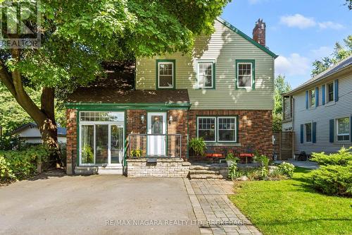 18 Thomas Street, St. Catharines (451 - Downtown), ON - Outdoor With Facade