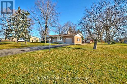 1112 Kennedy Drive, Fort Erie (334 - Crescent Park), ON - Outdoor