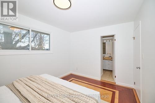 1112 Kennedy Drive, Fort Erie (334 - Crescent Park), ON - Indoor Photo Showing Bedroom