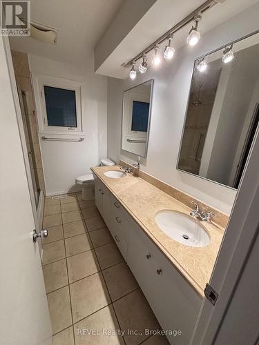 1112 Kennedy Drive, Fort Erie (334 - Crescent Park), ON - Indoor Photo Showing Bathroom