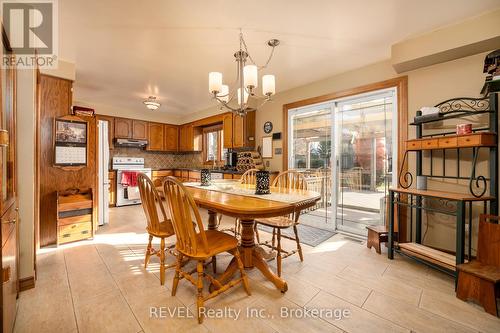 3412 Vinehaven Trail, Lincoln, ON - Indoor Photo Showing Dining Room