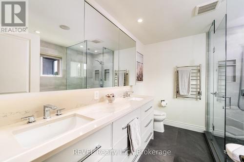 22 Red Haven Drive, Niagara-On-The-Lake, ON - Indoor Photo Showing Bathroom