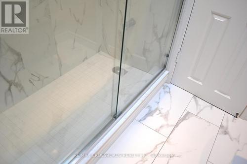 74 Oakley Boulevard, Toronto, ON - Indoor Photo Showing Bathroom