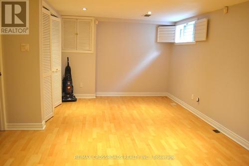 74 Oakley Boulevard, Toronto, ON - Indoor Photo Showing Other Room