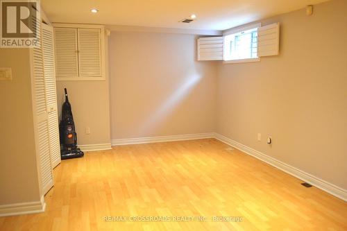 74 Oakley Boulevard, Toronto, ON - Indoor Photo Showing Other Room