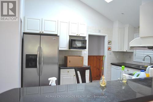 74 Oakley Boulevard, Toronto, ON - Indoor Photo Showing Kitchen