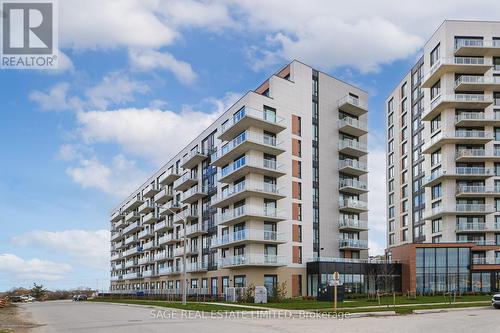 716 - 6 David Eyer Road, Richmond Hill, ON - Outdoor With Balcony With Facade