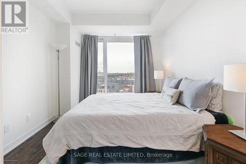 716 - 6 David Eyer Road, Richmond Hill, ON - Indoor Photo Showing Bedroom