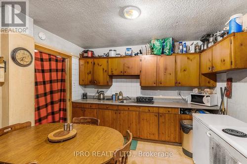 78 Coldwater Road, Tay, ON - Indoor Photo Showing Kitchen