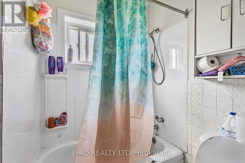 78 Coldwater Road, Tay, ON - Indoor Photo Showing Bathroom