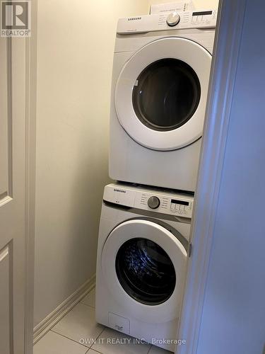 28 Donald Ficht Crescent, Brampton, ON - Indoor Photo Showing Laundry Room