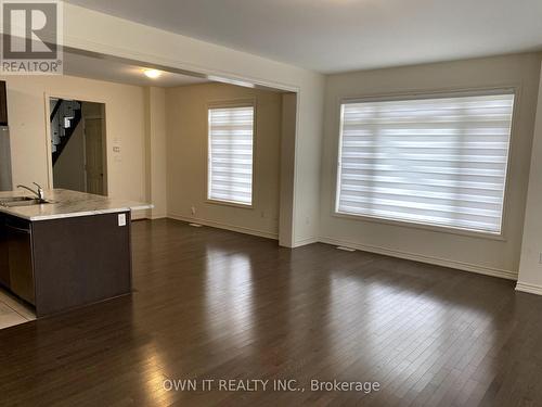 28 Donald Ficht Crescent, Brampton, ON - Indoor